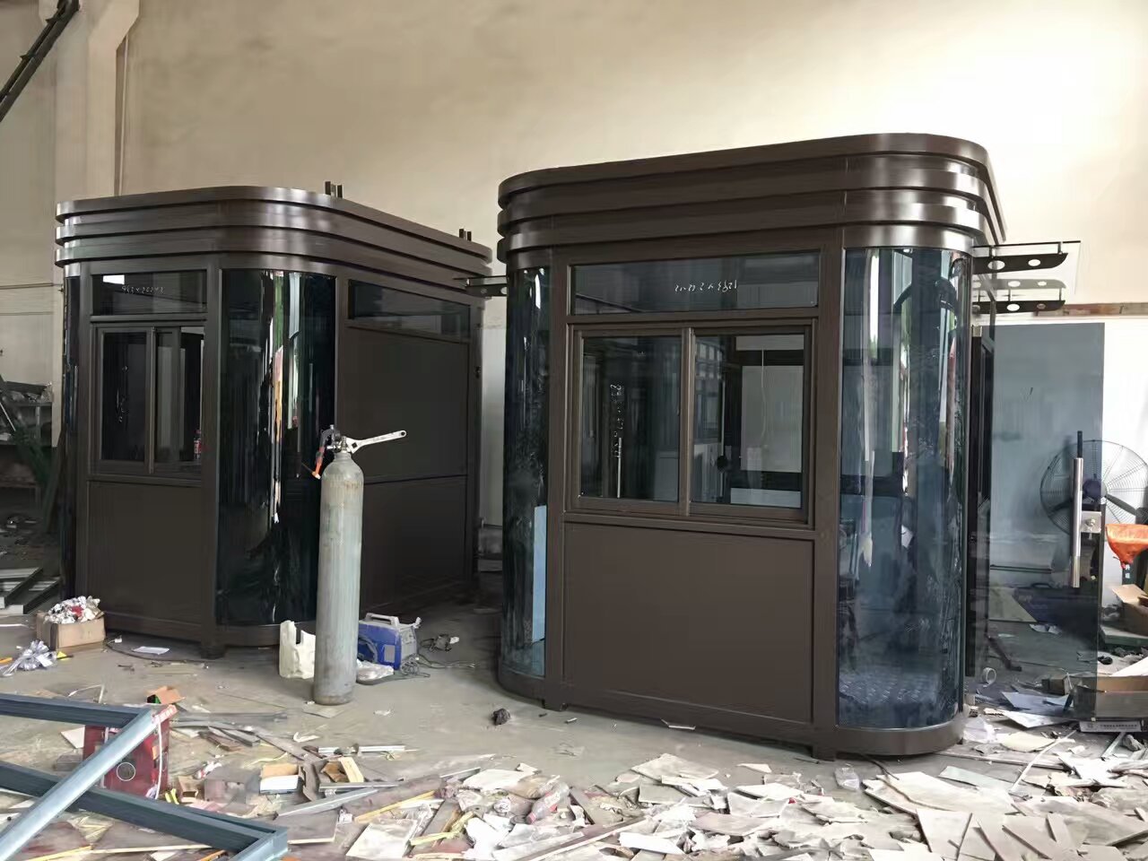 ��ҵ������ͤ